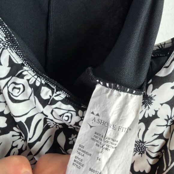 A Shore Fit Swim Dress 14 Black white floral tiered modest one piece panel - Picture 3 of 9